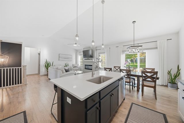 16696 Wilden Drive, Clive, IA 50325