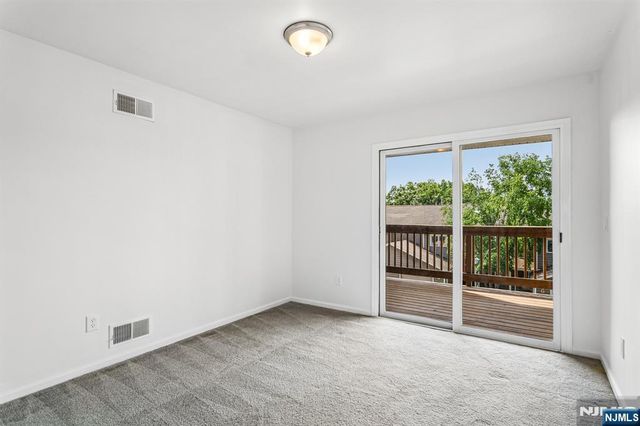 304 Heights Drive 3, Haledon, NJ 07508