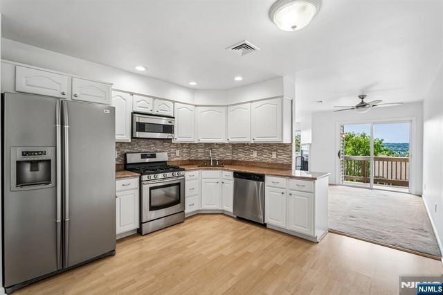 304 Heights Drive 3, Haledon, NJ 07508