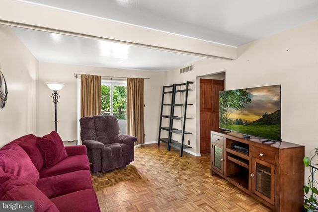 3483 DELAWARE CT, Pennsauken, NJ 08109