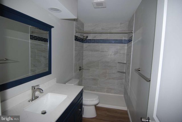 236 COBBLESTONE LN, Lancaster, PA 17601