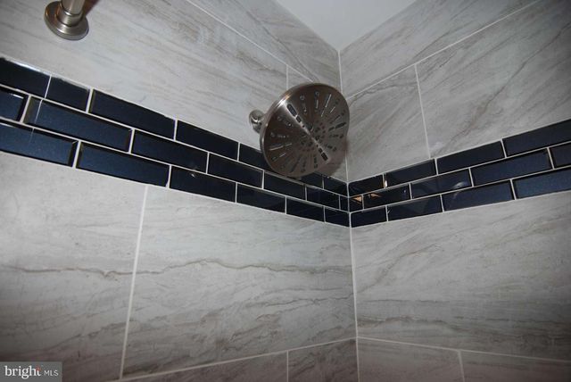 236 COBBLESTONE LN, Lancaster, PA 17601