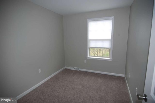 236 COBBLESTONE LN, Lancaster, PA 17601