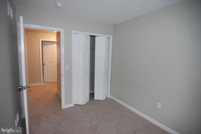 236 COBBLESTONE LN, Lancaster, PA 17601