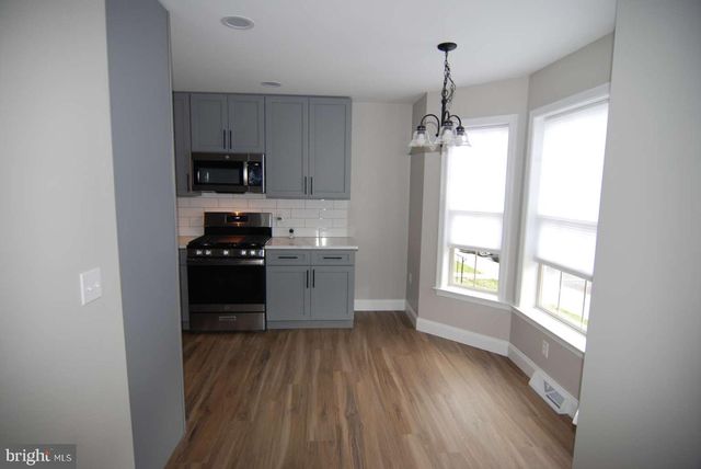 236 COBBLESTONE LN, Lancaster, PA 17601