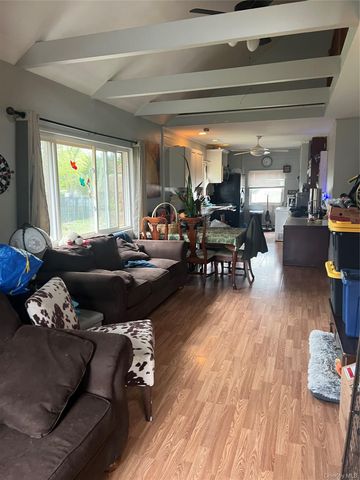 198 Woodlawn Avenue, Saint James, NY 11780