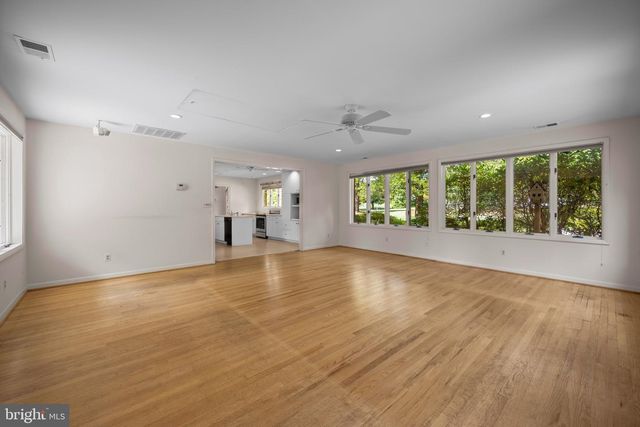 5002 DURHAM RD E, Columbia, MD 21044