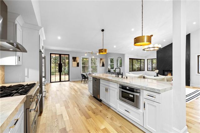 1217 Fairfield Drive, Marietta, GA 30068