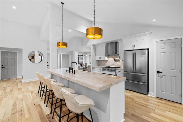 1217 Fairfield Drive, Marietta, GA 30068