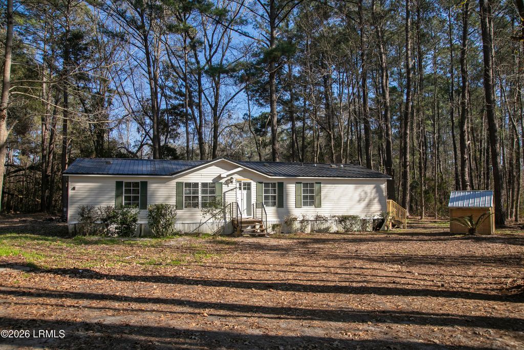 677 Trask Parkway, Seabrook, SC 29940