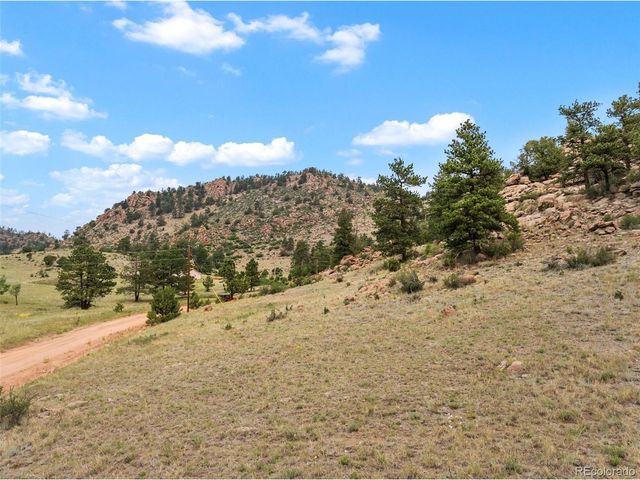 92 Sprucewood Dr, Florissant, CO 80816