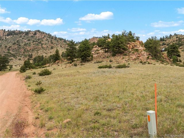92 Sprucewood Dr, Florissant, CO 80816