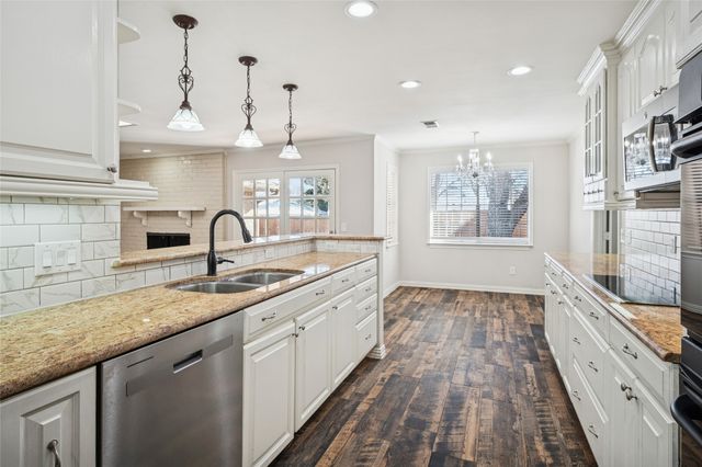 1604 Northcrest Drive, Plano, TX 75075