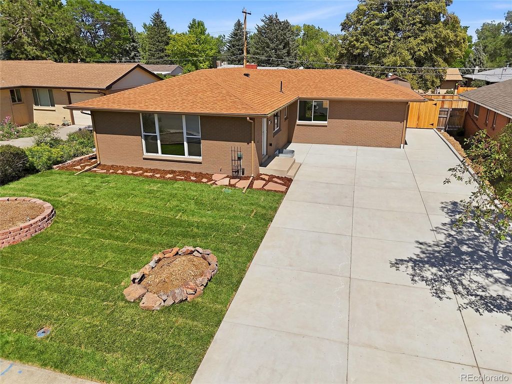 350 Jade Street, Broomfield, CO 80020