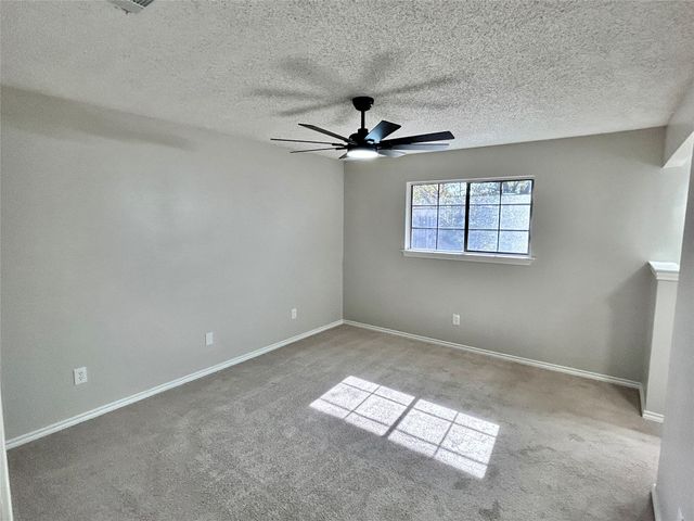 302 Monica Street, Glenn Heights, TX 75154