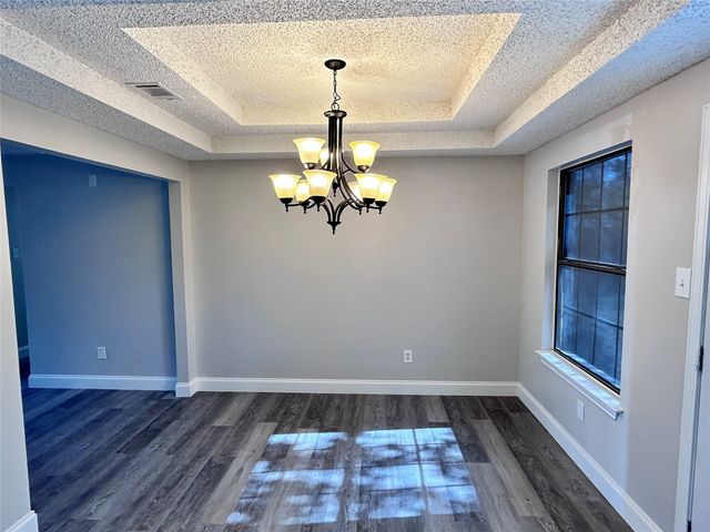 302 Monica Street, Glenn Heights, TX 75154