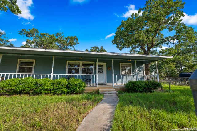 7417 Nockenut, Seguin, TX 78155