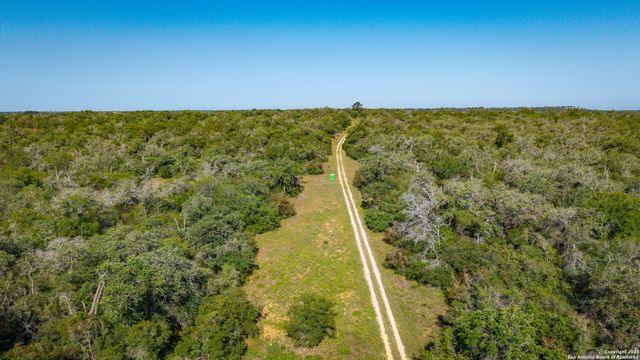 7417 Nockenut, Seguin, TX 78155