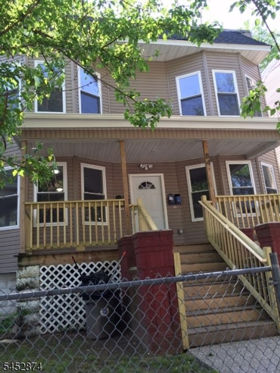84 N Park St 4, East Orange City, NJ 07017 — photo 2