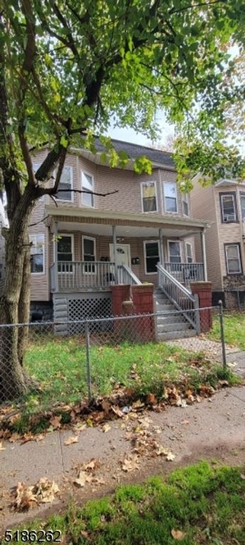 84 N Park St 4, East Orange City, NJ 07017 — photo 3