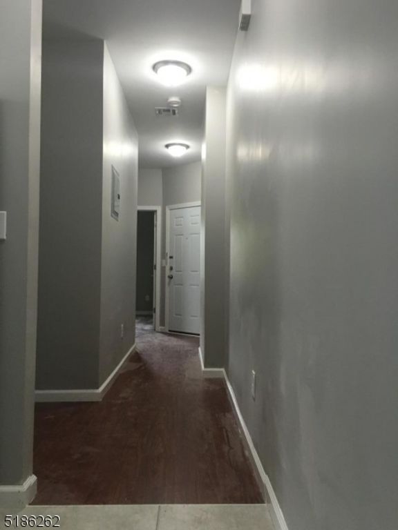 84 N Park St 4, East Orange City, NJ 07017 — photo 5