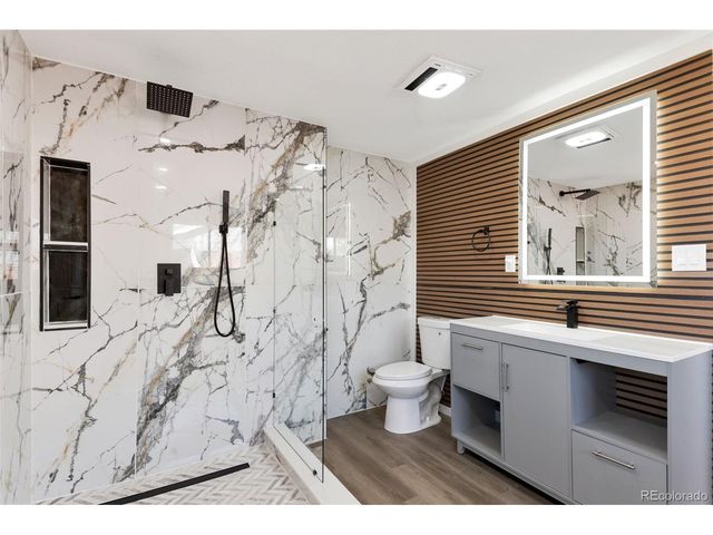 1738 S Newland St, Lakewood, CO 80232