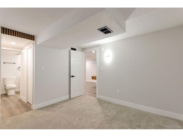 1738 S Newland St, Lakewood, CO 80232