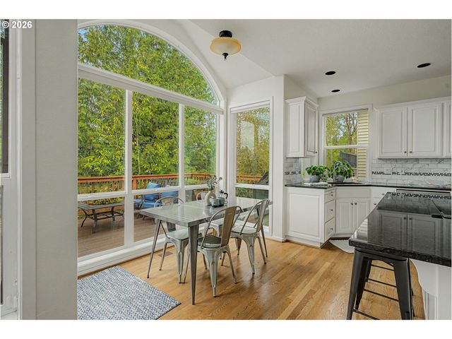 9921 Nw MARING Dr, Portland, OR 97229