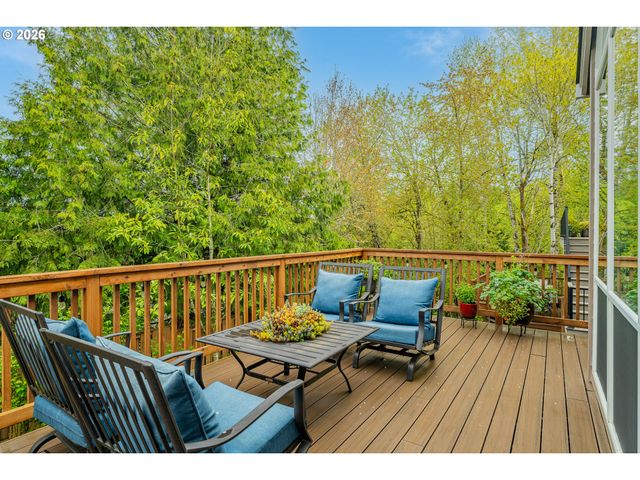 9921 Nw MARING Dr, Portland, OR 97229