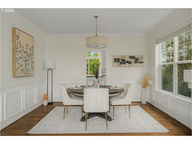 9921 Nw MARING Dr, Portland, OR 97229