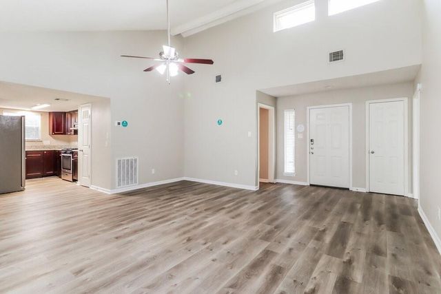 7327 Shady Vale Lane, Houston, TX 77040