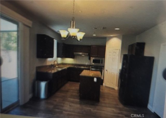 5138 Wisteria Lane, Fontana, CA 92336