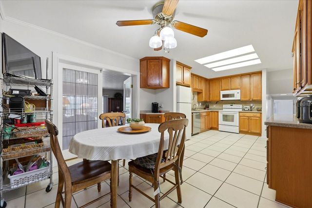 7502 W JEAN STREET, Tampa, FL 33615