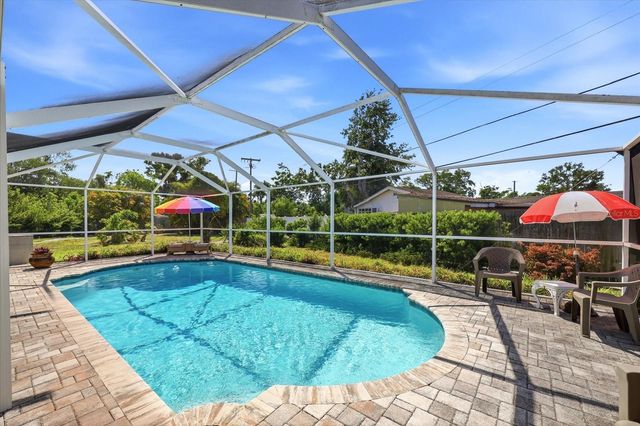 7502 W JEAN STREET, Tampa, FL 33615