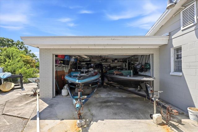 7502 W JEAN STREET, Tampa, FL 33615