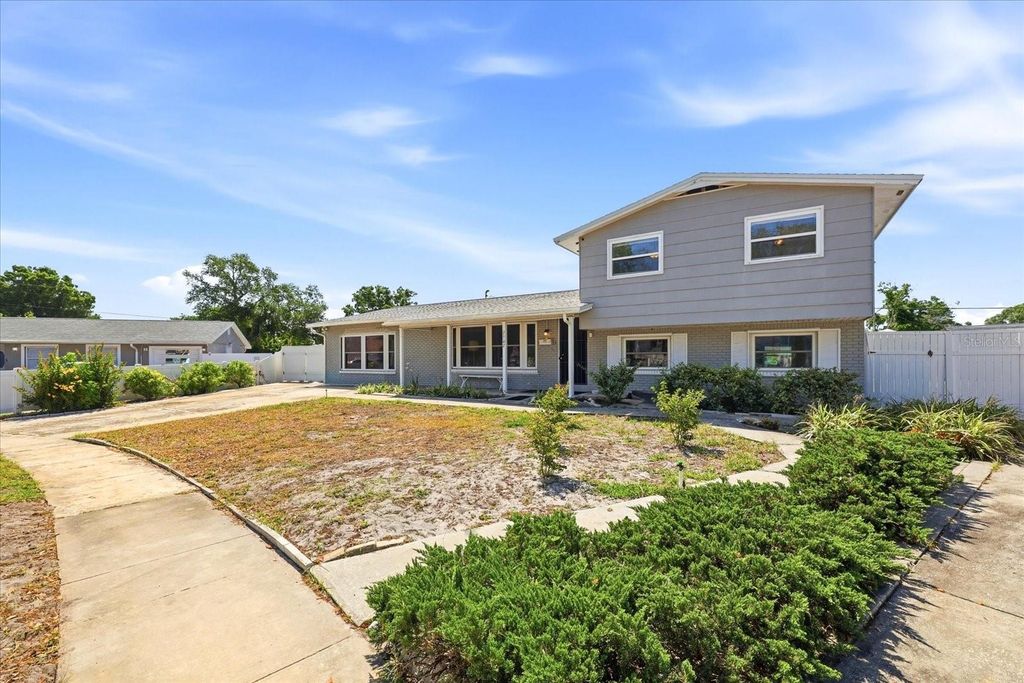 7502 W JEAN STREET, Tampa, FL 33615