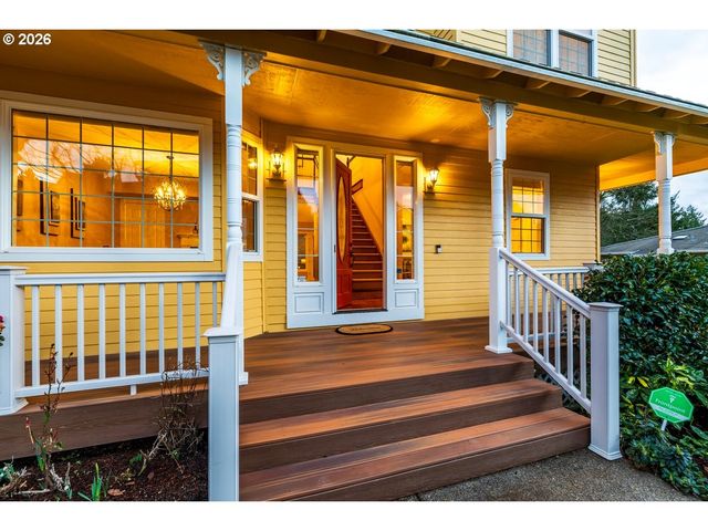 1320 Nw PARK RIDGE Ln, Portland, OR 97229