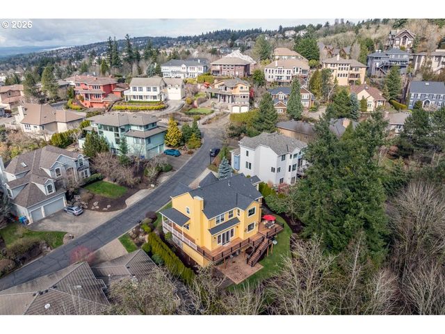 1320 Nw PARK RIDGE Ln, Portland, OR 97229