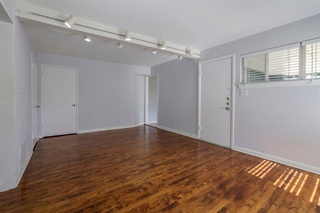 3931 Dexter Avenue, Fort Worth, TX 76107