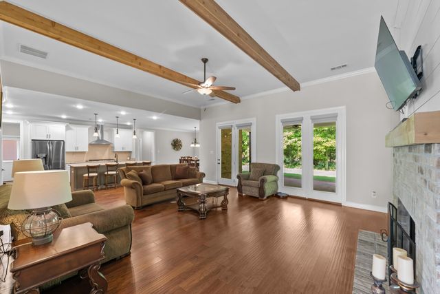 4916 MAPLE WALK DR, Lakeland, TN 38002