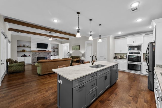 4916 MAPLE WALK DR, Lakeland, TN 38002