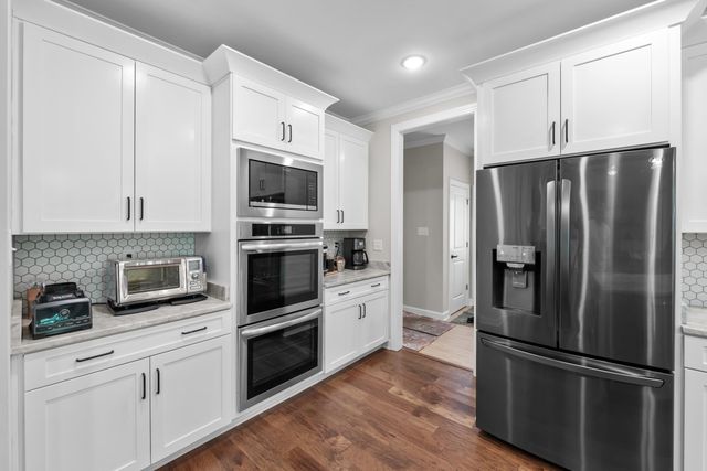 4916 MAPLE WALK DR, Lakeland, TN 38002