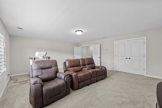 4916 MAPLE WALK DR, Lakeland, TN 38002