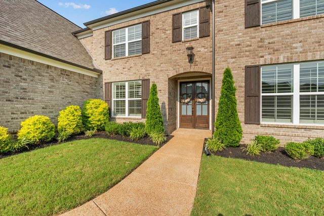 4916 MAPLE WALK DR, Lakeland, TN 38002