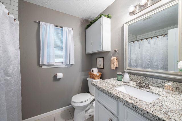 2409 Raspberry Lane, Pasadena, TX 77502