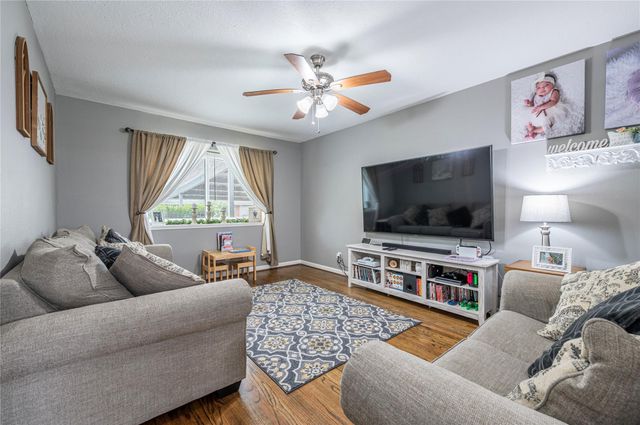 2409 Raspberry Lane, Pasadena, TX 77502