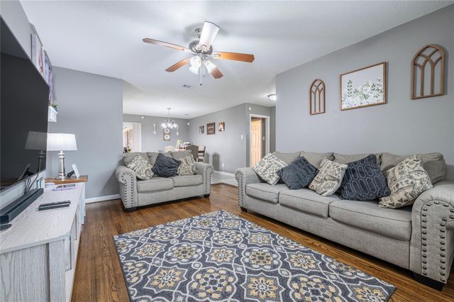 2409 Raspberry Lane, Pasadena, TX 77502