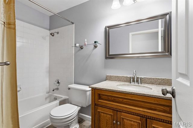 16448 Green Pines Drive, Wildwood, MO 63011