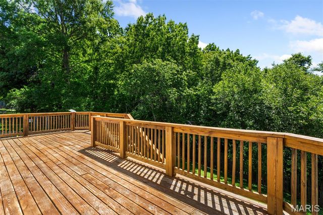16448 Green Pines Drive, Wildwood, MO 63011