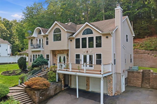 23 Beach Plum Drive, Centerport, NY 11721